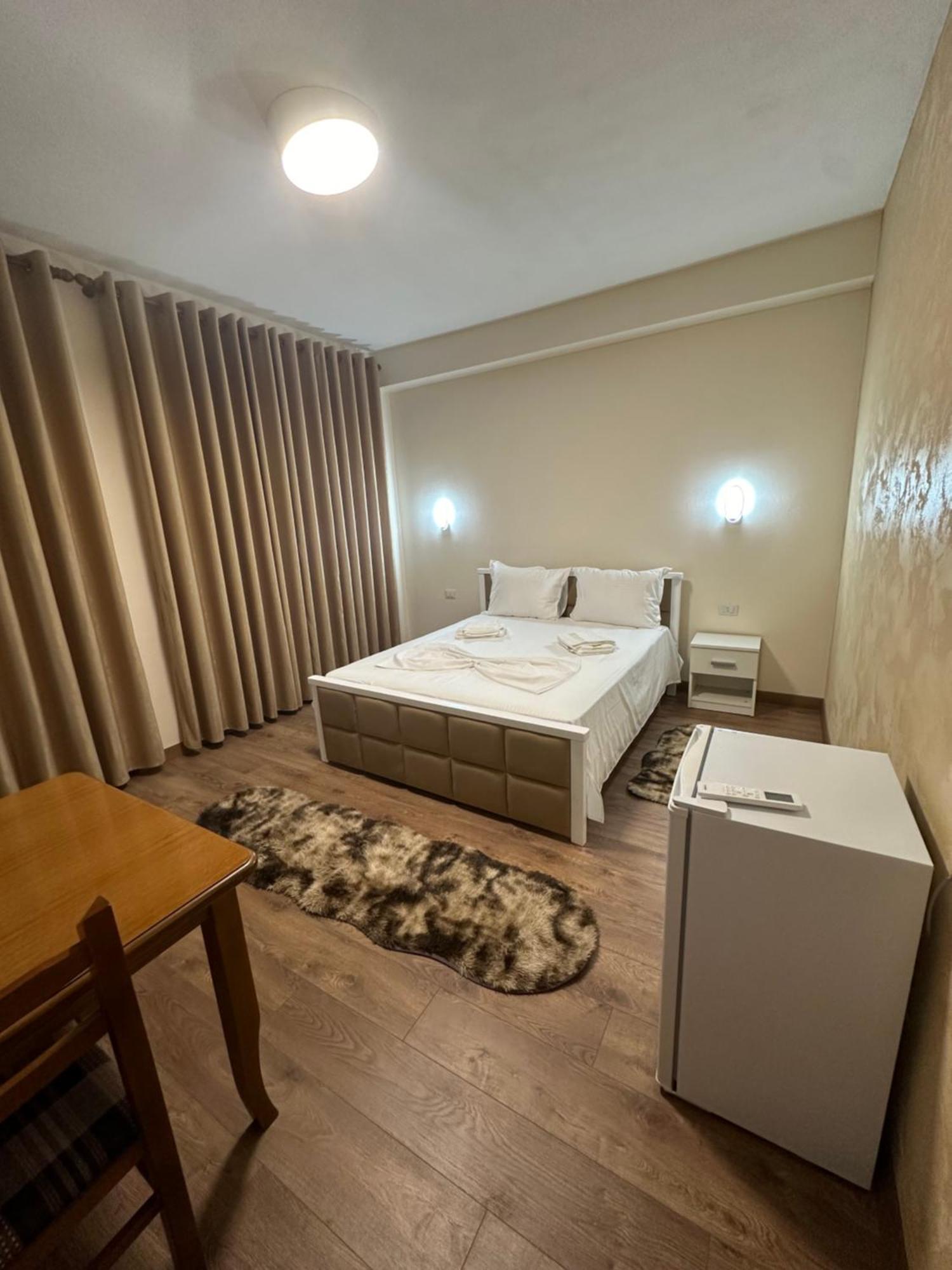 Guni Inn Krujë Extérieur photo