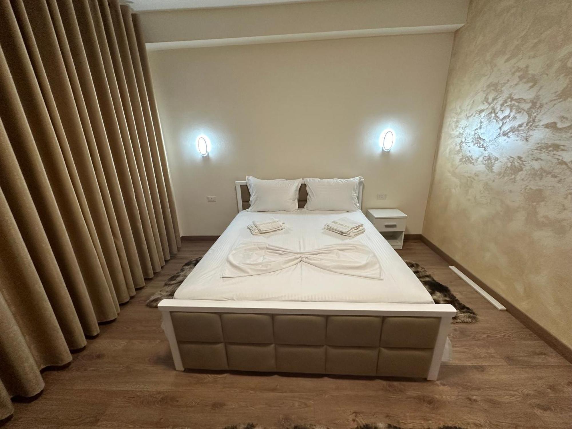 Guni Inn Krujë Extérieur photo
